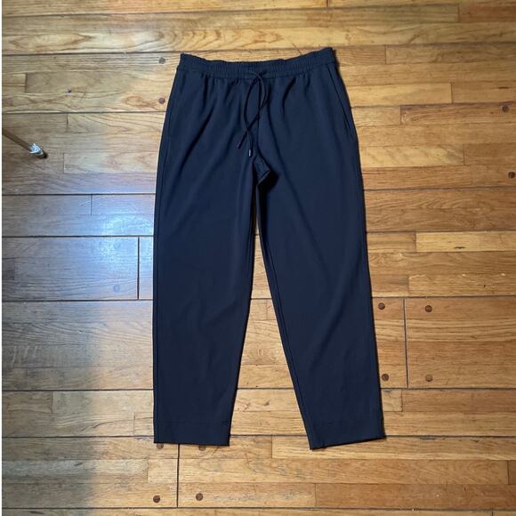 Lululemon Tapered-Leg Mid-Rise Pant 7/8 Length *Luxtreme Trouser $128 - Picture 15 of 16